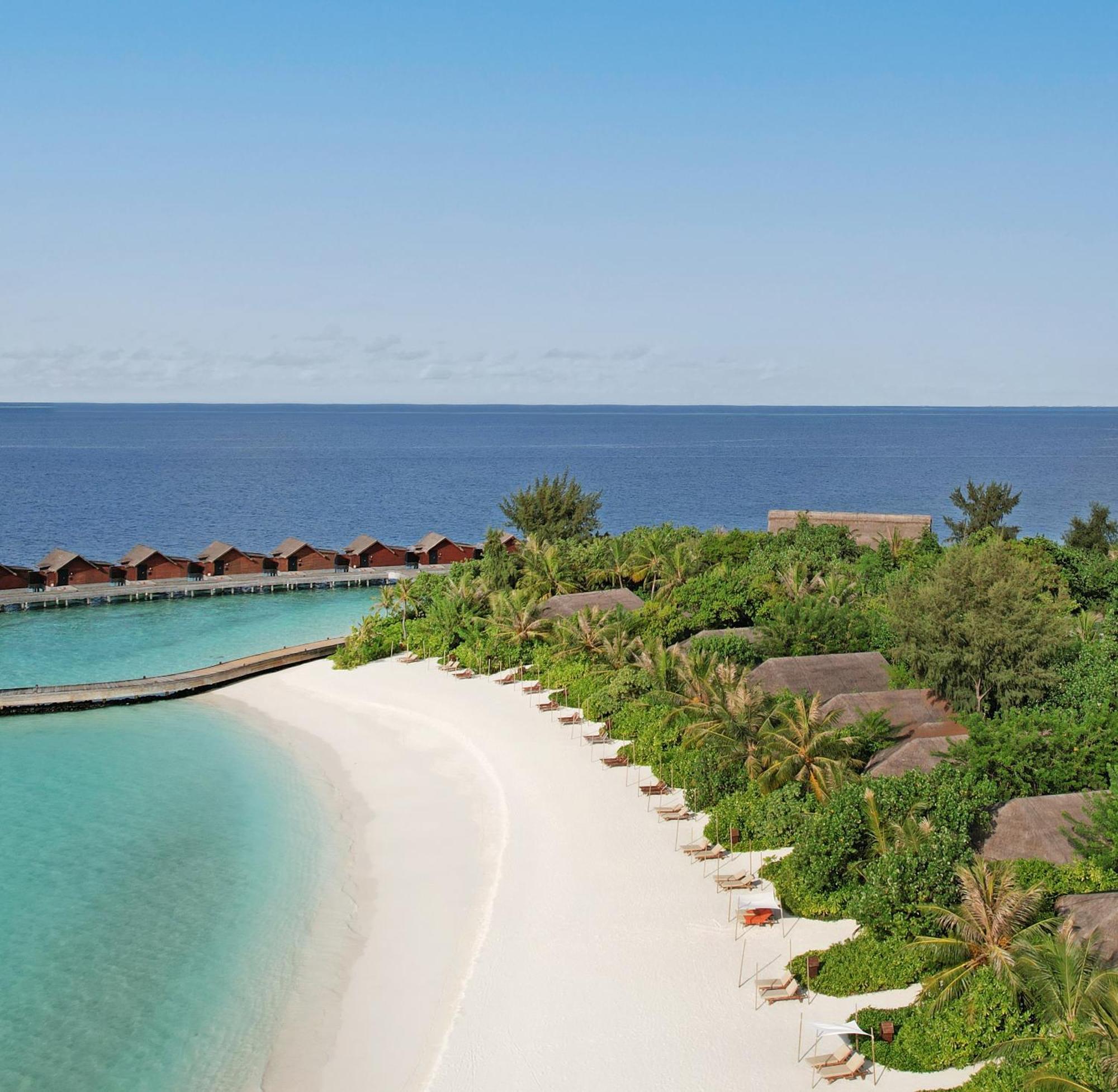 Готель Grand Park Kodhipparu Maldives Baros Island Екстер'єр фото