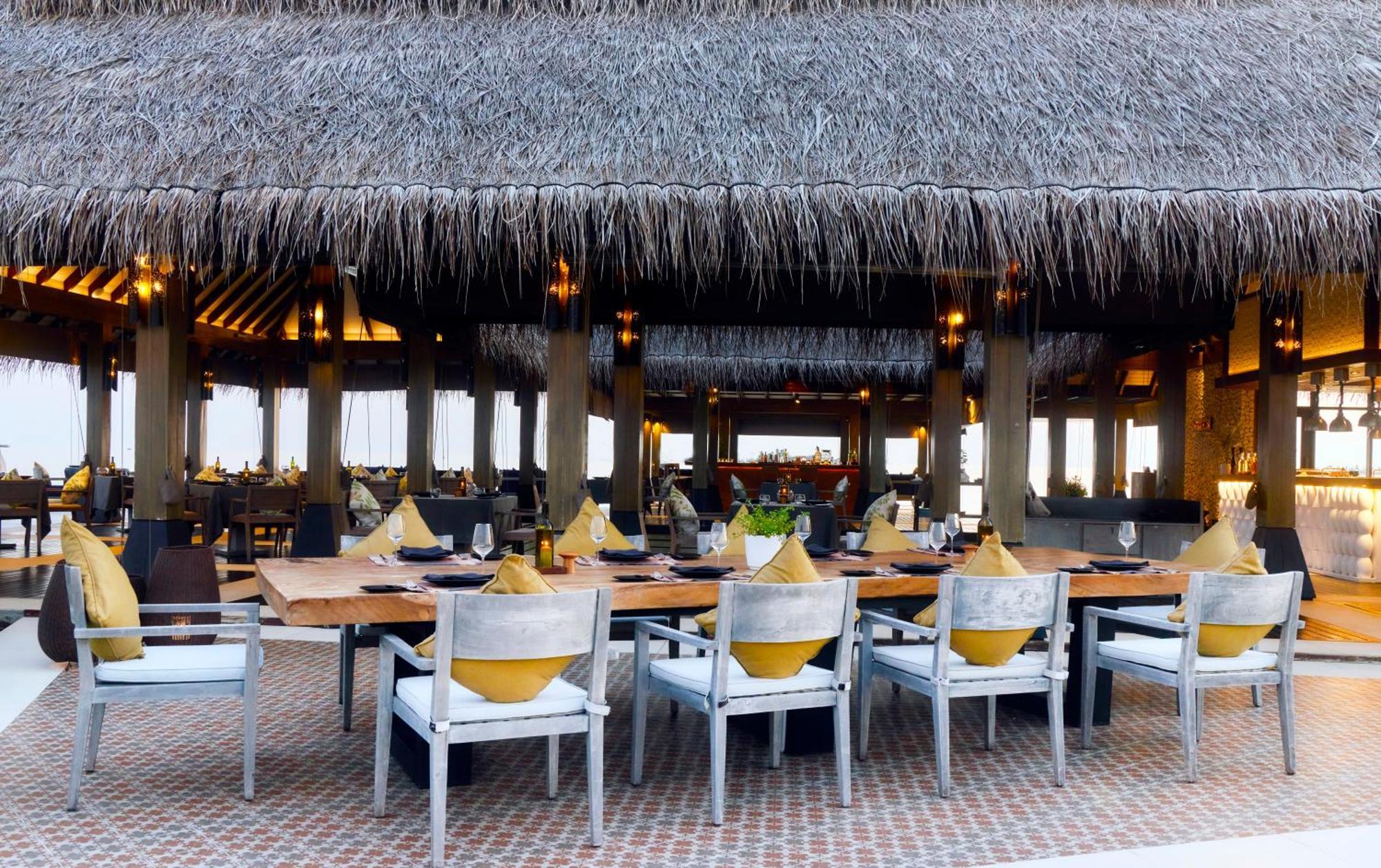 Готель Grand Park Kodhipparu Maldives Baros Island Екстер'єр фото