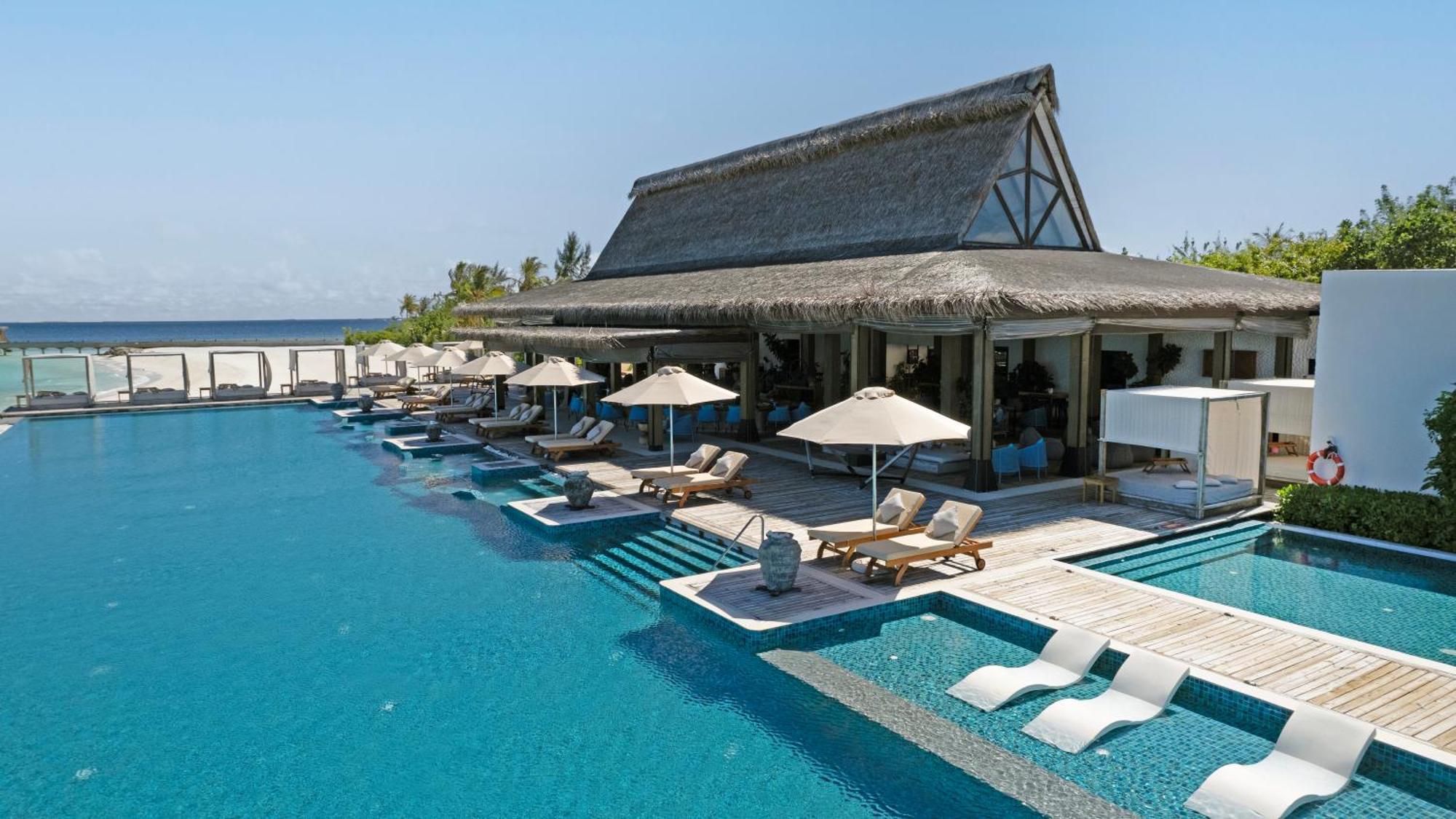 Готель Grand Park Kodhipparu Maldives Baros Island Екстер'єр фото