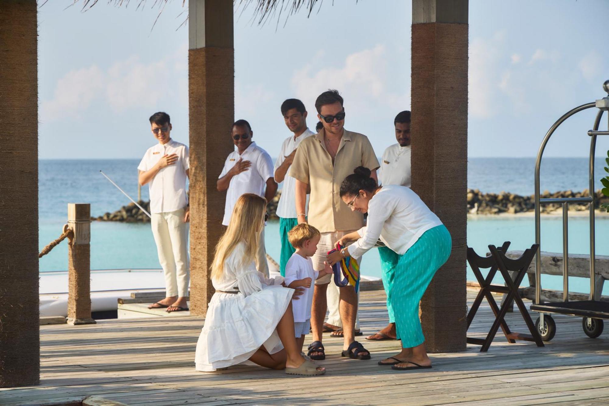 Готель Grand Park Kodhipparu Maldives Baros Island Екстер'єр фото